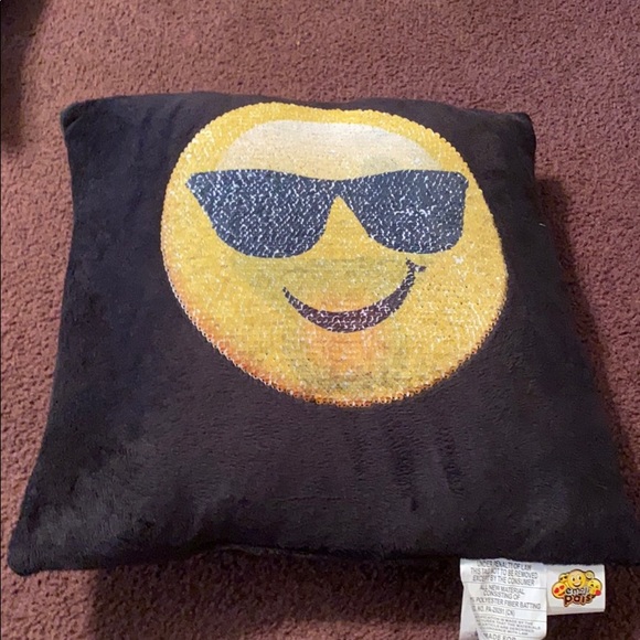 Sequin pillow - Picture 2 of 2